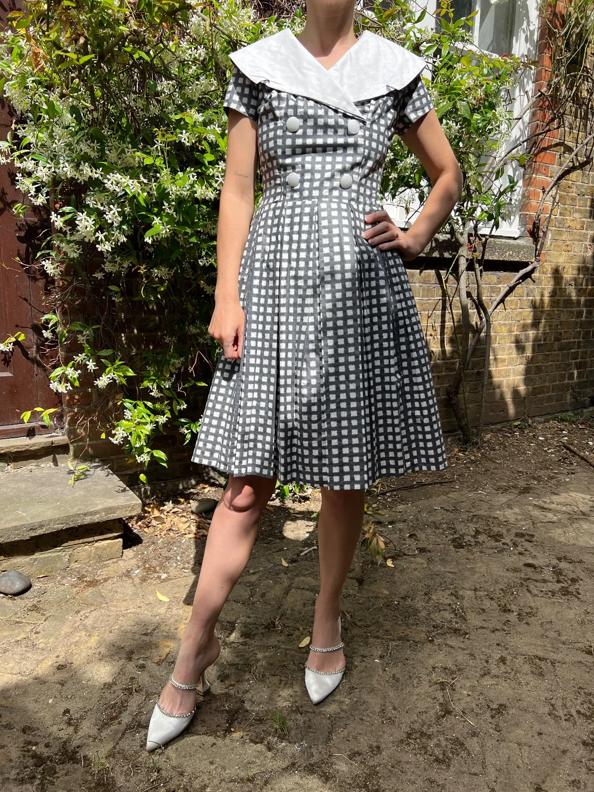 1950s Grey and White Cotton Box Pleat Dress