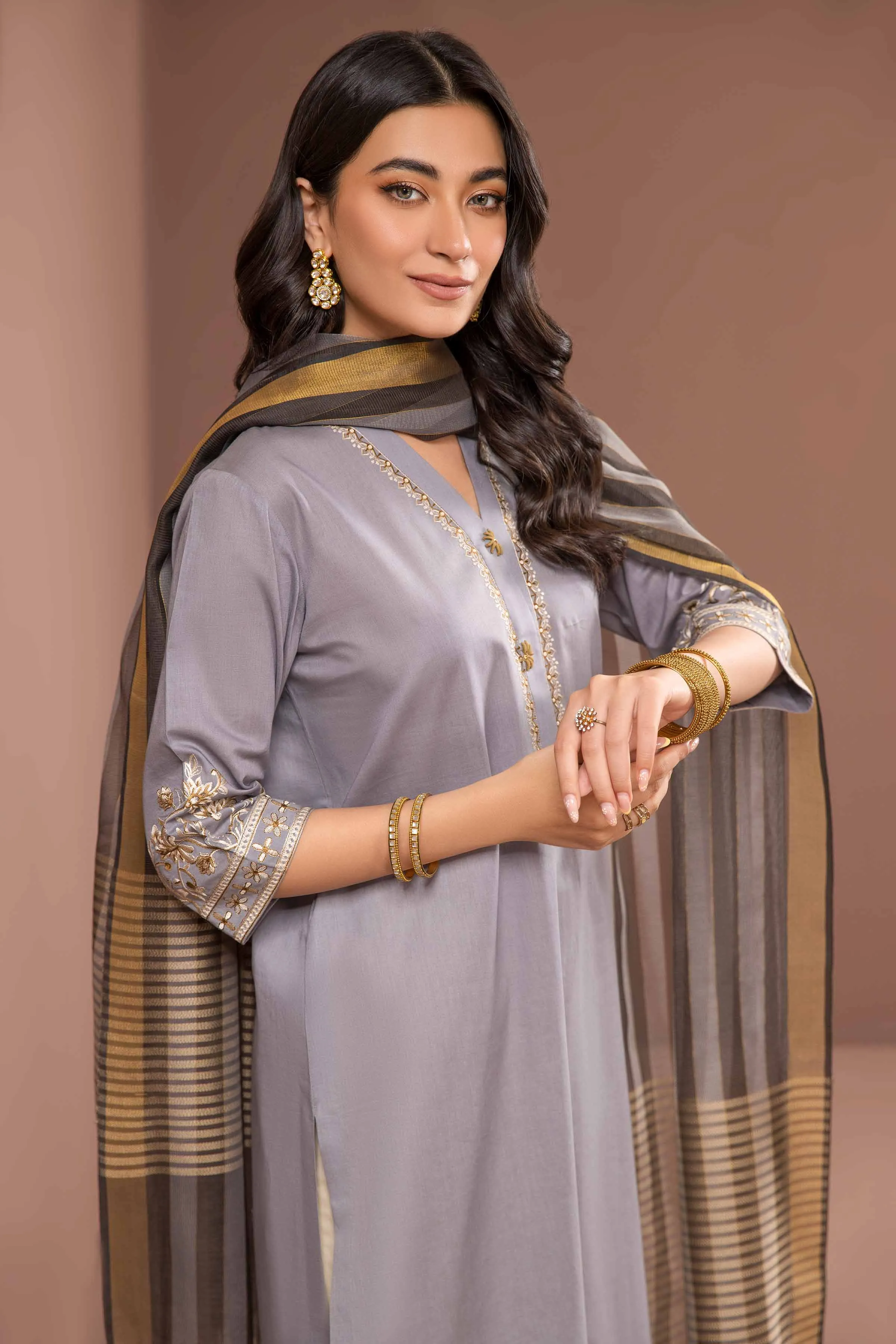 2 Piece - Embroidered Suit - PE23-161