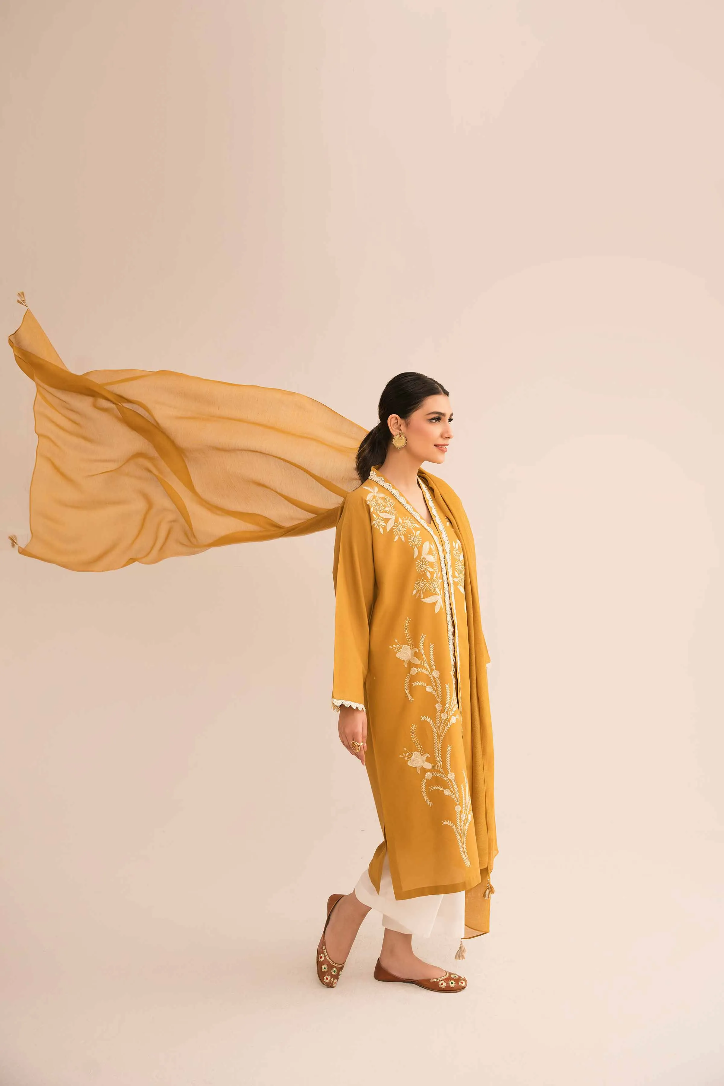2 Piece - Embroidered Suit - PE23-47
