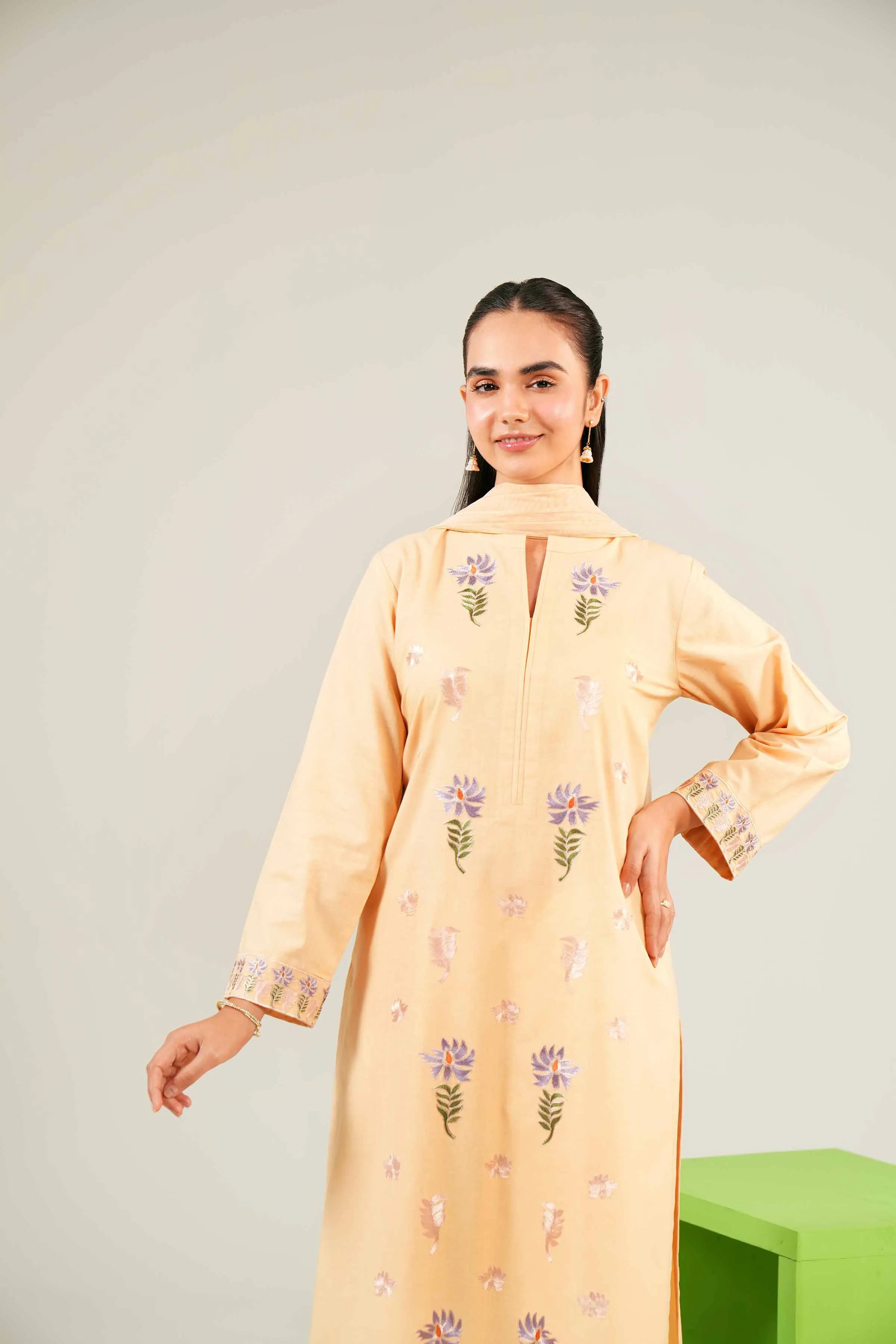 2 Piece - Embroidered Suit - PE24-82