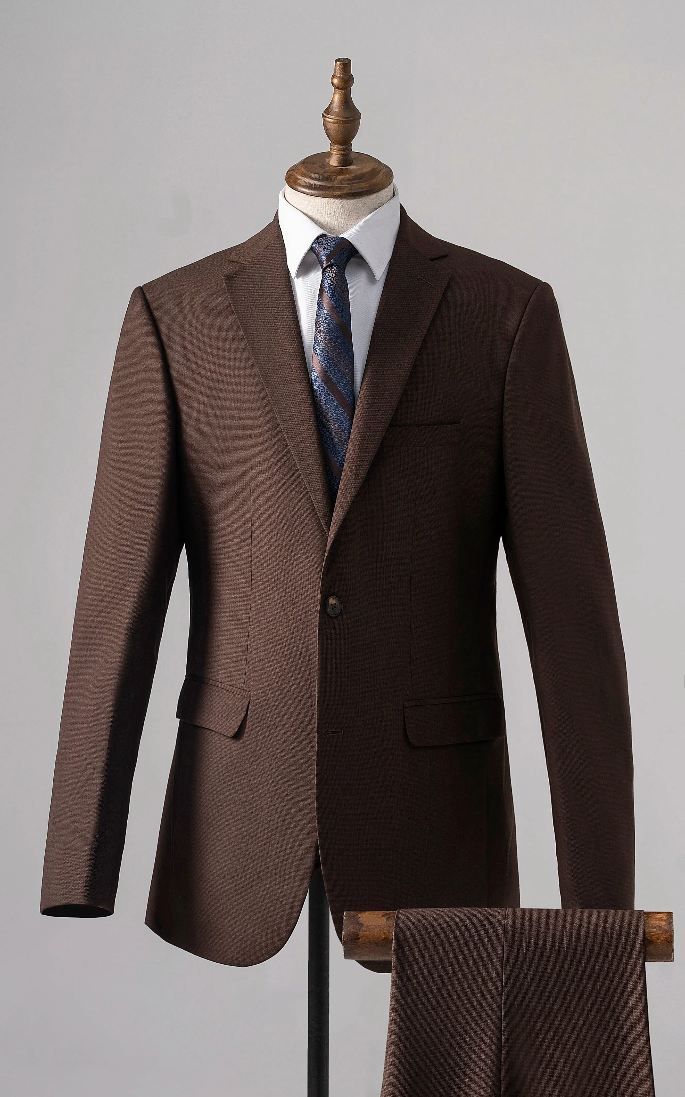 2 PIECE SUIT DARK BROWN