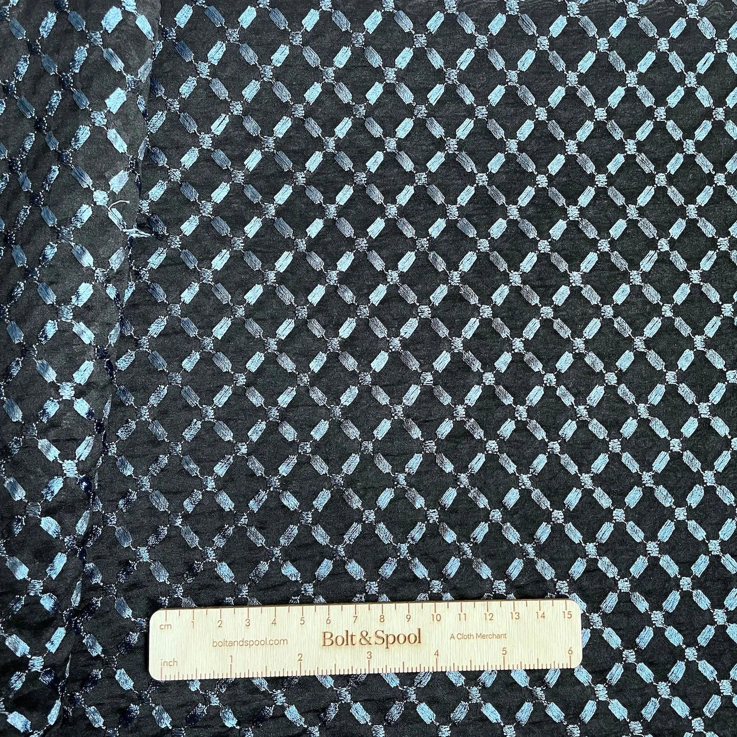 Embroidered Silk Organza - Feminetta