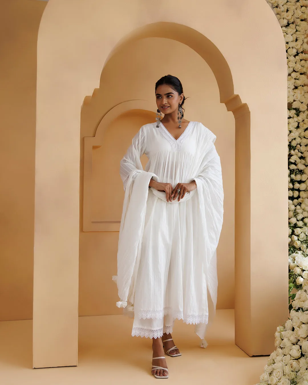 Ghazal White Lino Mul Gathered Lace Suit Set