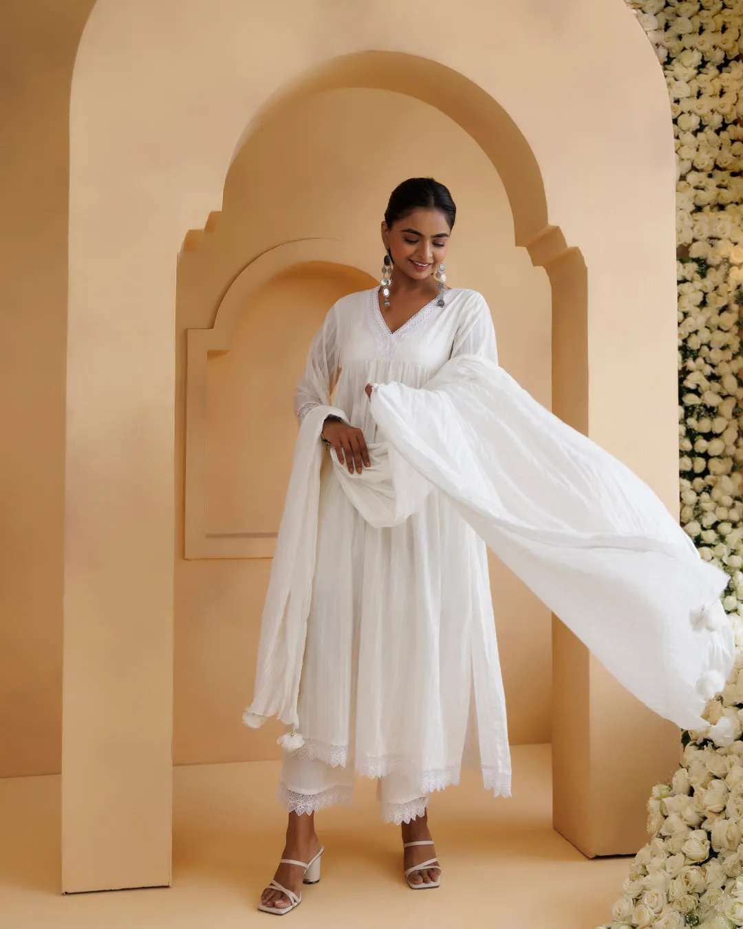 Ghazal White Lino Mul Gathered Lace Suit Set