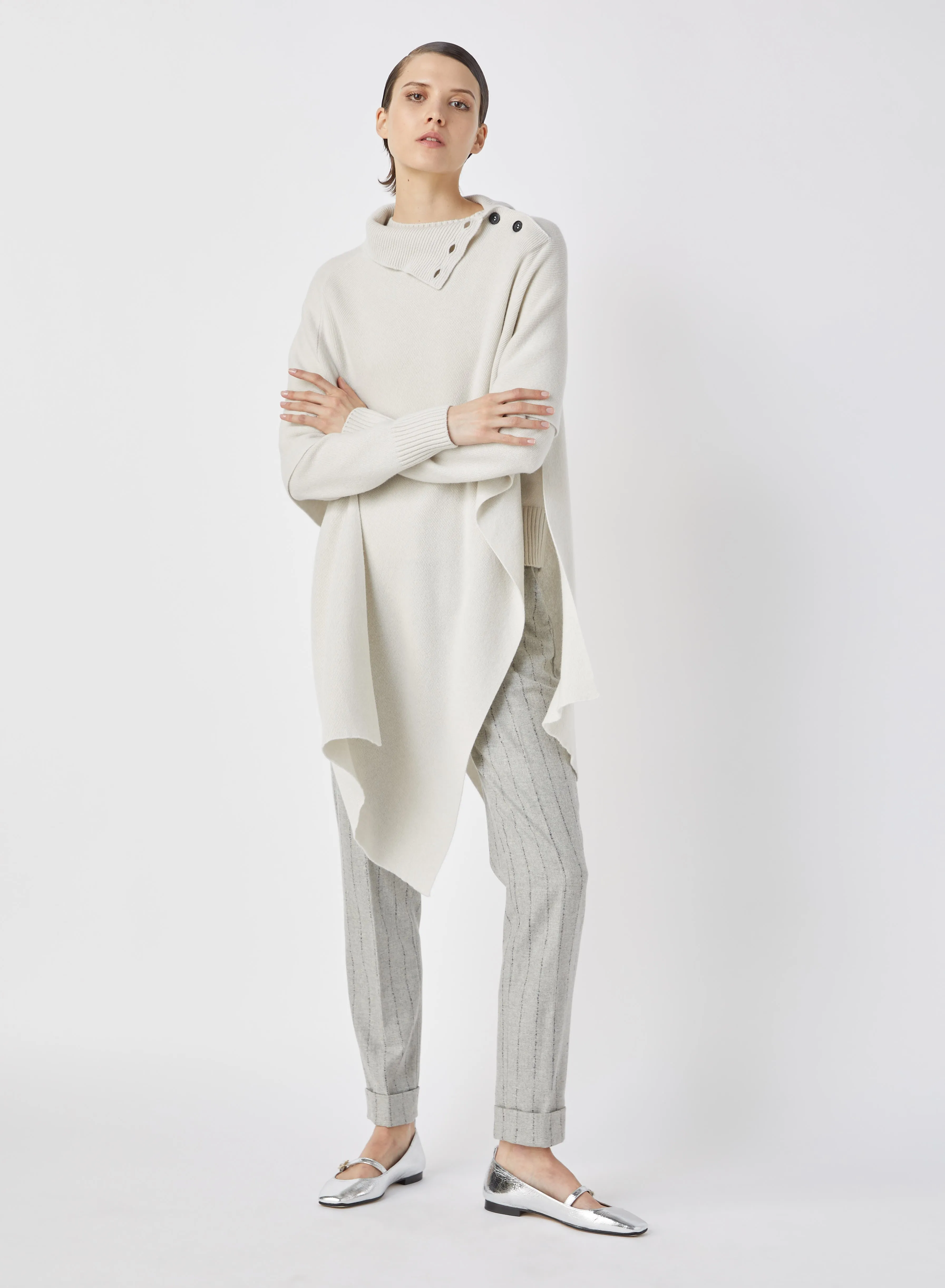MANTELLA IN CASHMERE