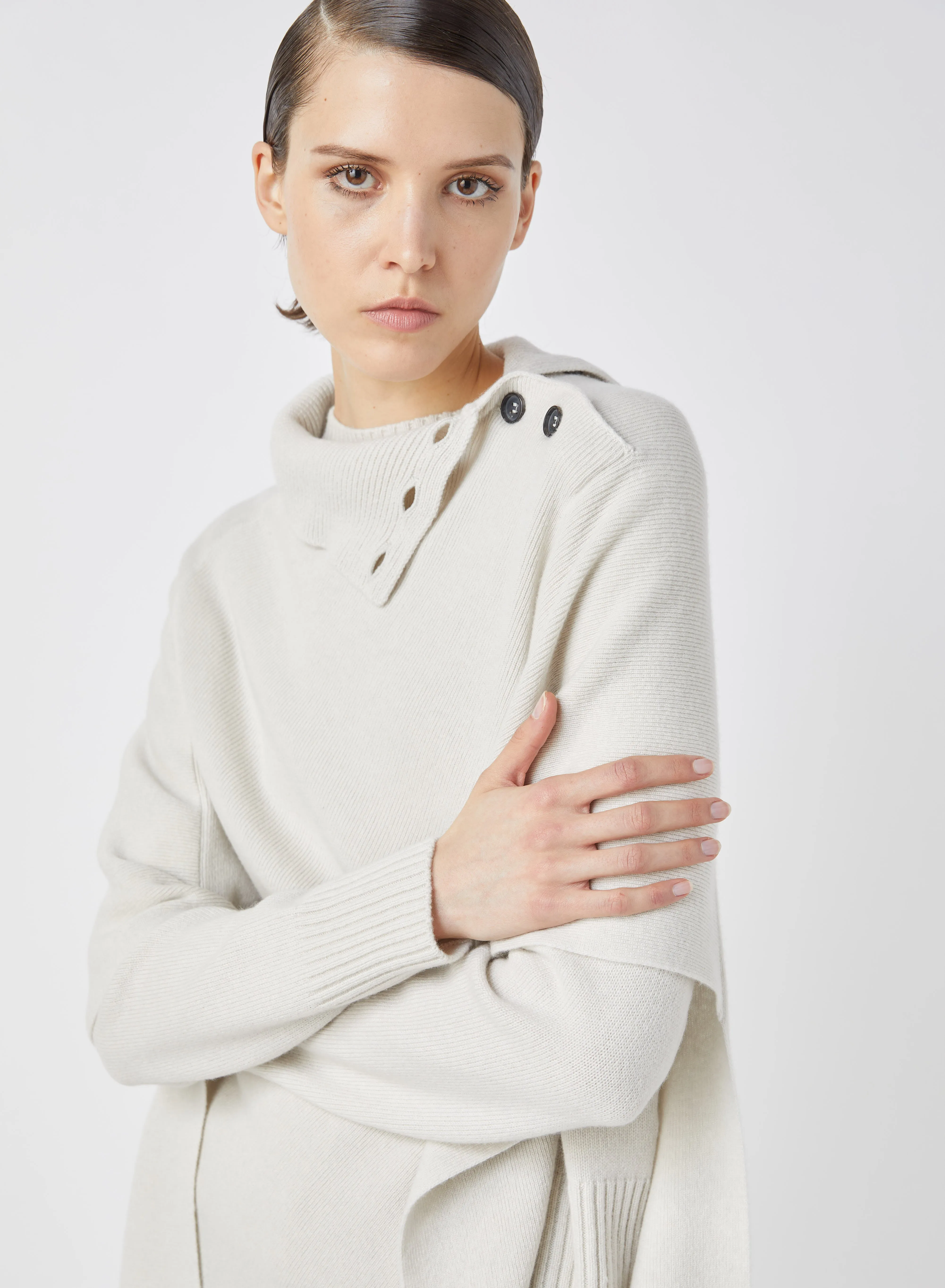 MANTELLA IN CASHMERE