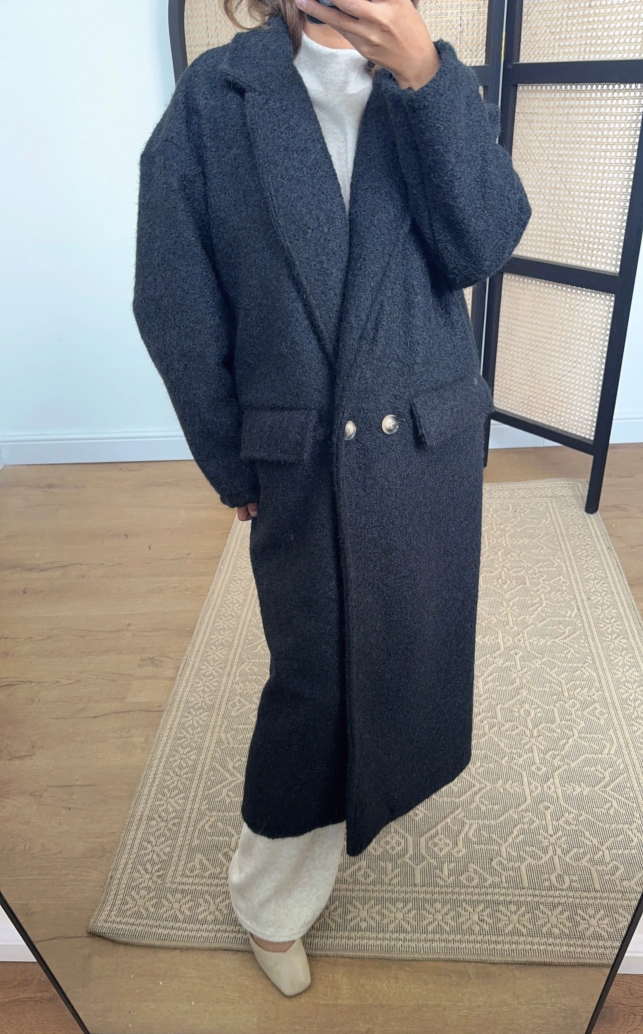 Nina coat in black