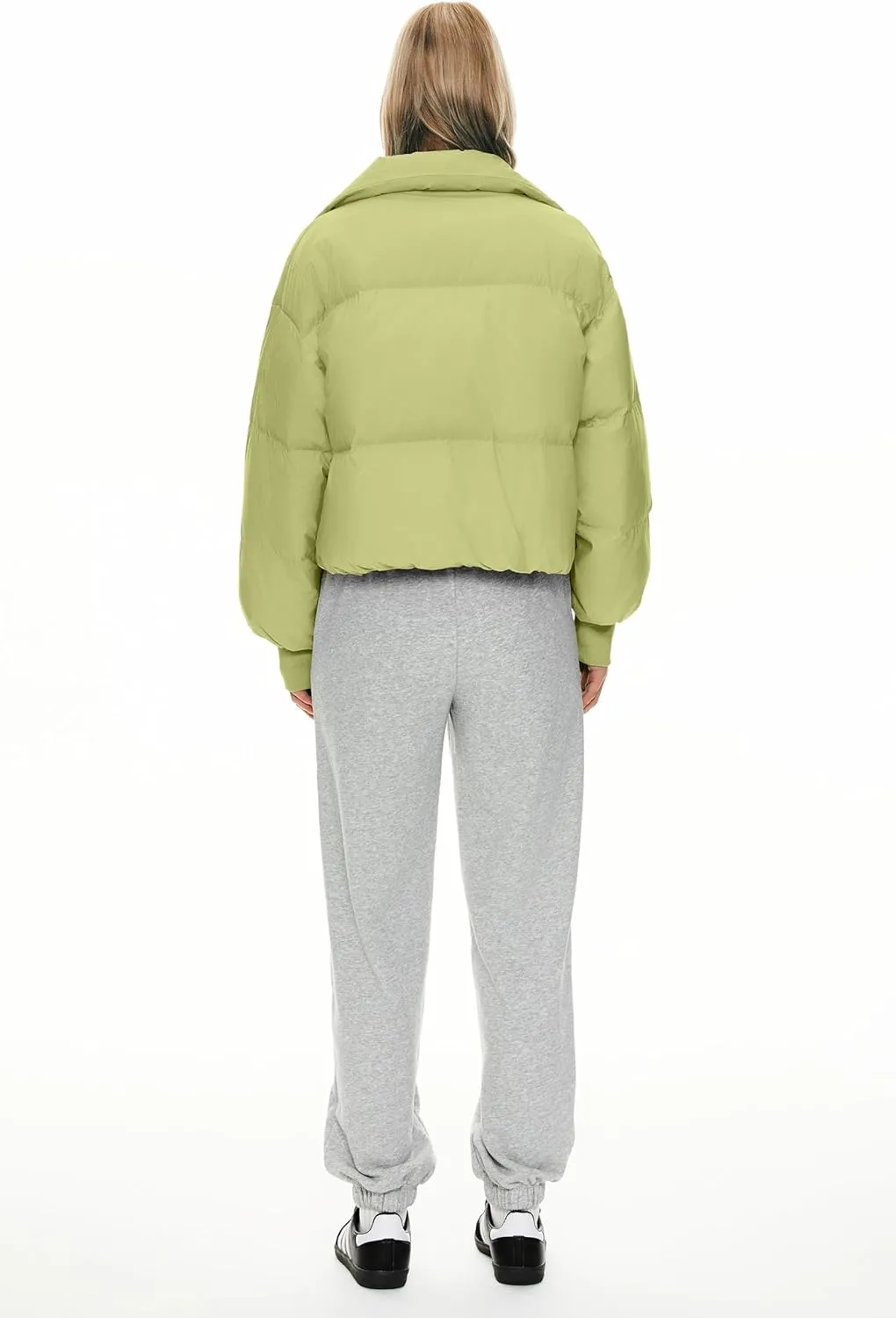 Orolay Women's Winter Oversized Cropped Puffer Jacket Zip Up Short Down Coat Stand Collar Baggy Overcoat