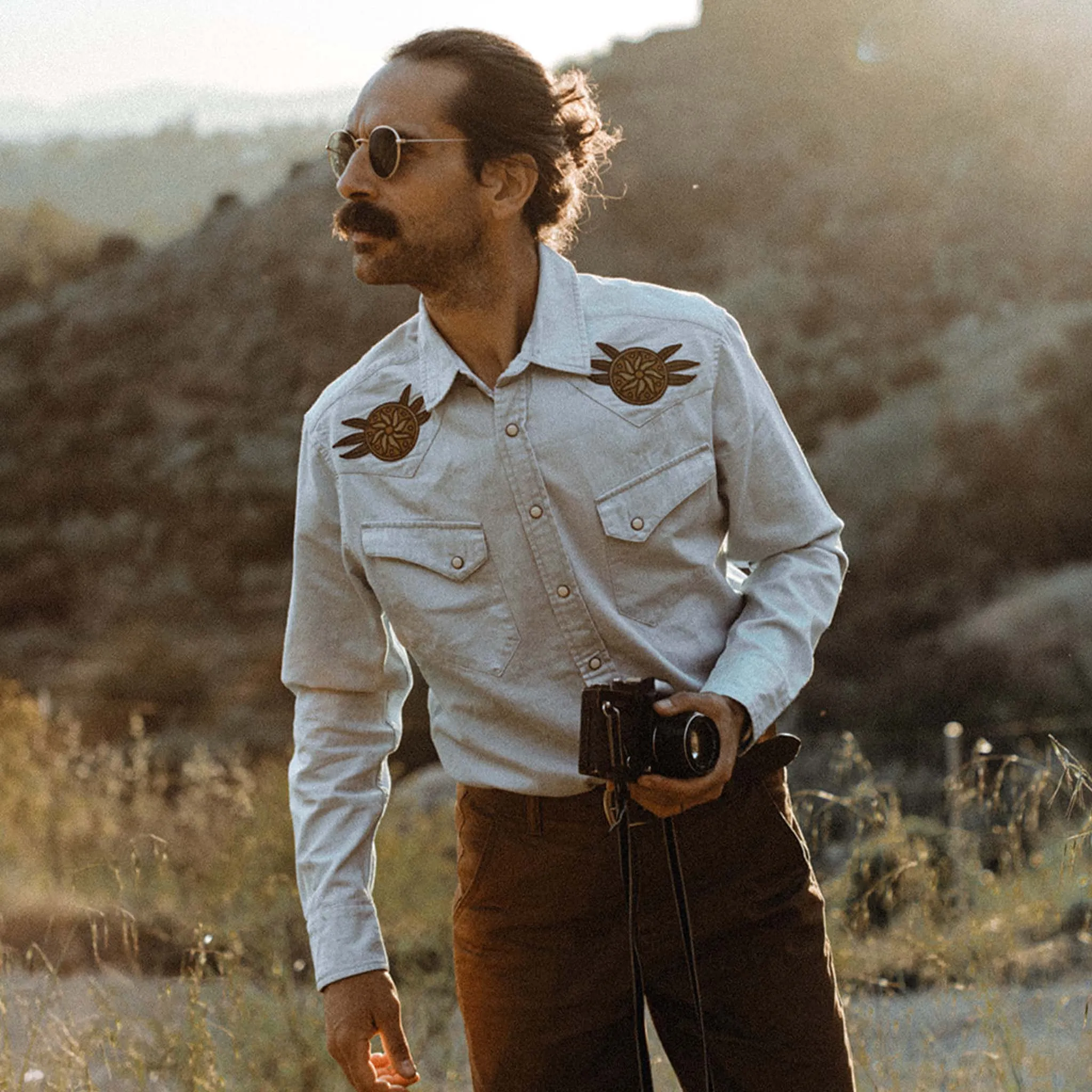 The Embroidered Western Shirt in Washed Selvage